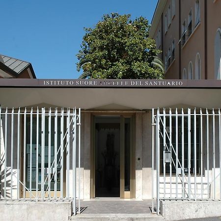 Casa religiosa per ferie Ancelle del Santuario Roma Exterior foto